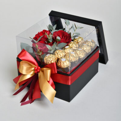 Aranžman Box, Crvene Ruže i Ferrero – 01