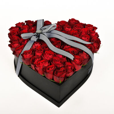 51 Ruža u kutiji, oblik srce